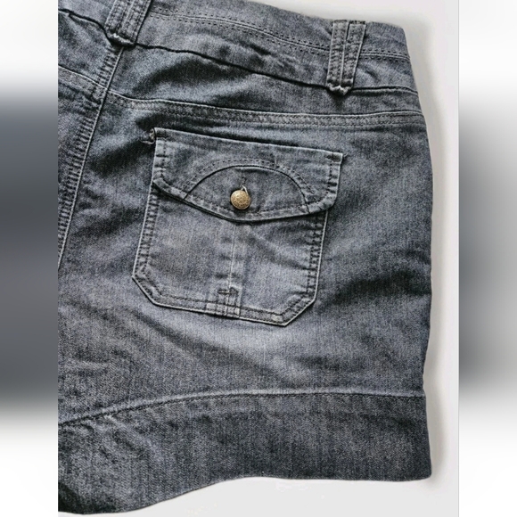One 5 One Denim Shorts Blue Size 12 Button Pockets Women's Casual - Picture 6 of 6